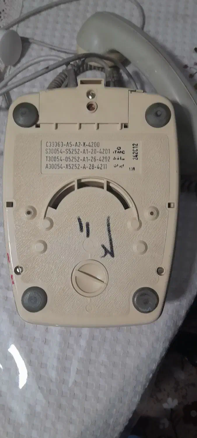 تلفن قدیمی|تلفن رومیزی|بیرجند, |دیوار