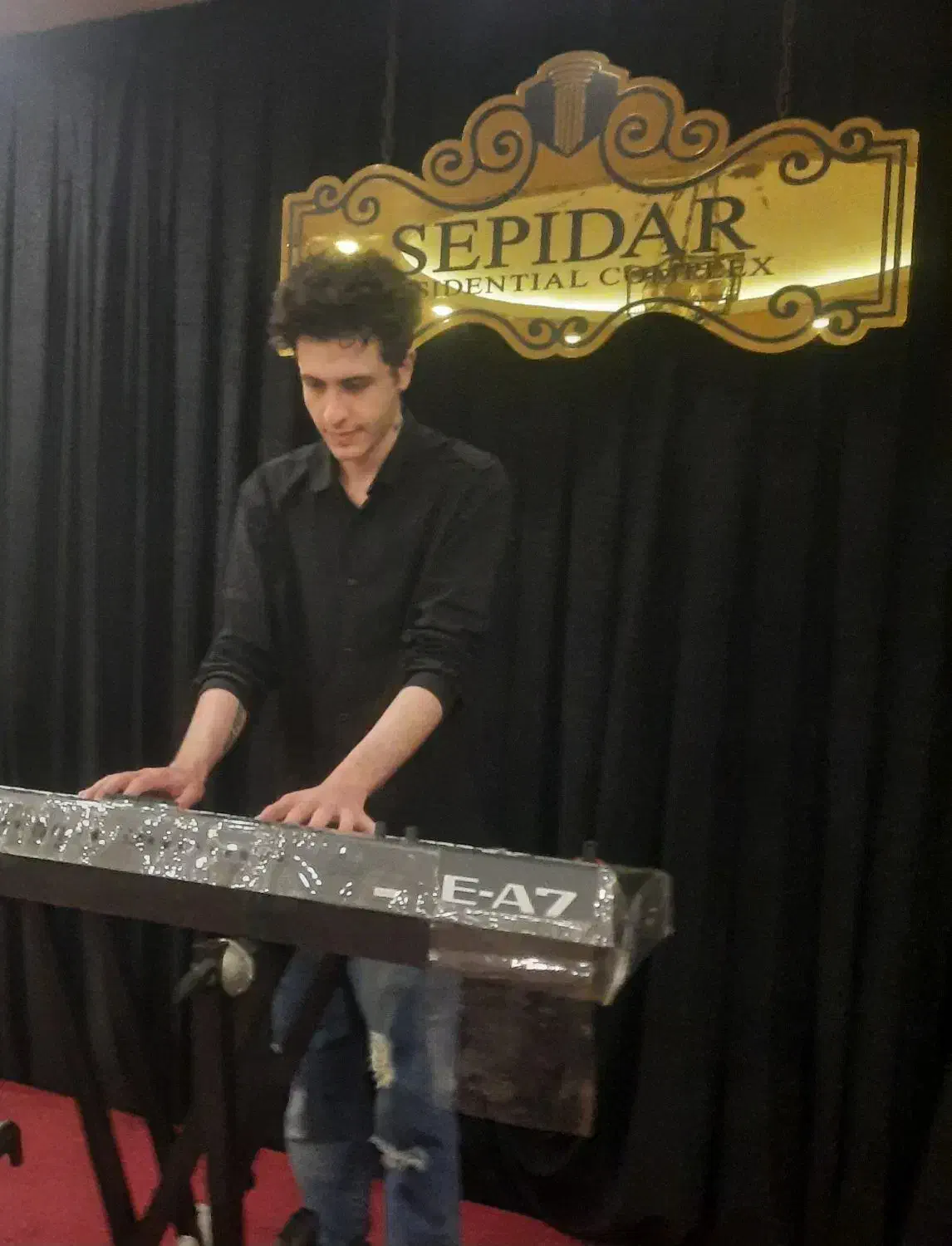 اجرای موسیقی زنده در رستوران و عروسی|خدمات پذیرایی، مراسم|رشت, پل تالشان|دیوار