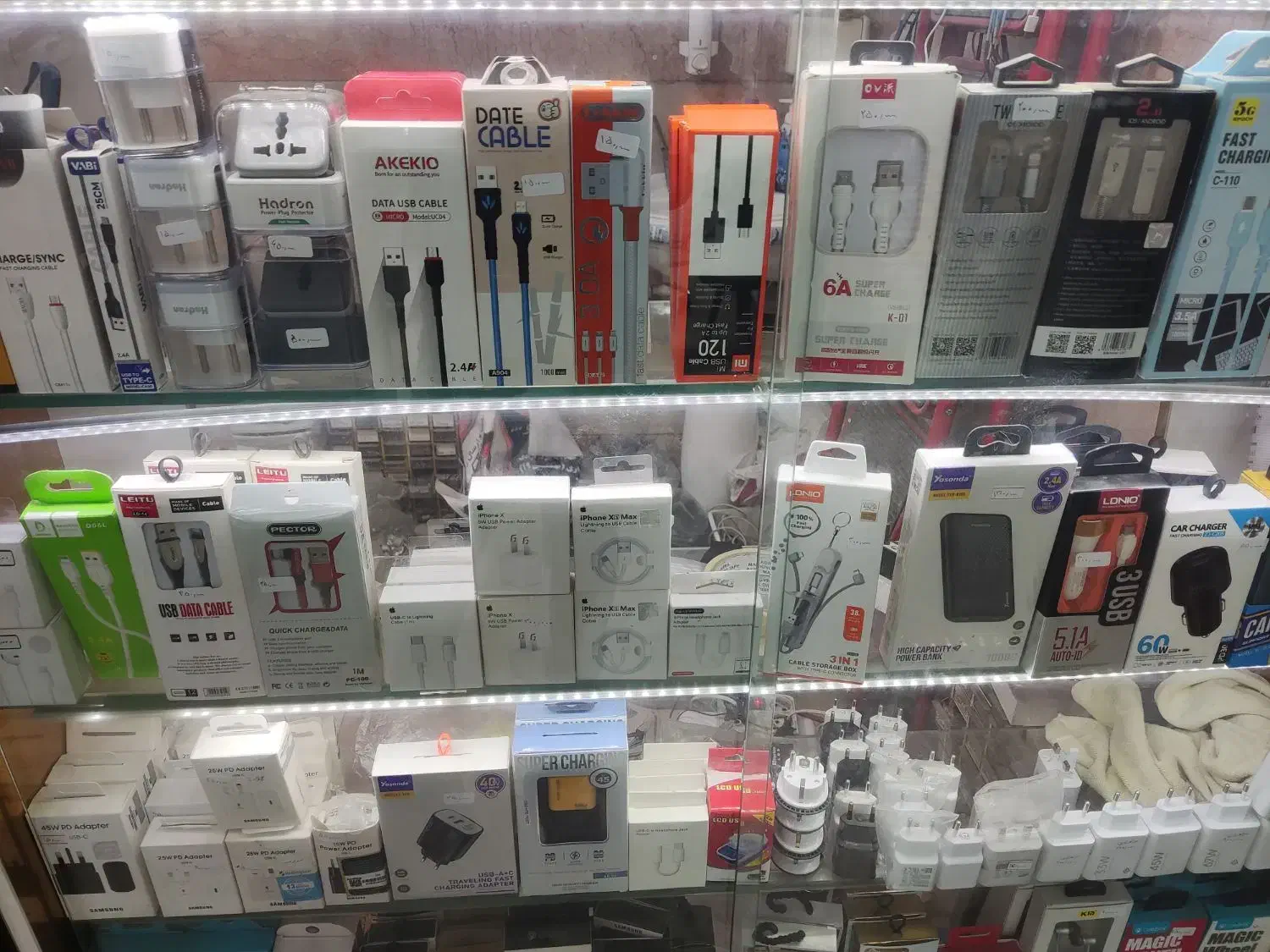 تعمیرات تخصصی موبایل پیشتاز|خدمات رایانه‌ای و موبایل|ساوه, |دیوار