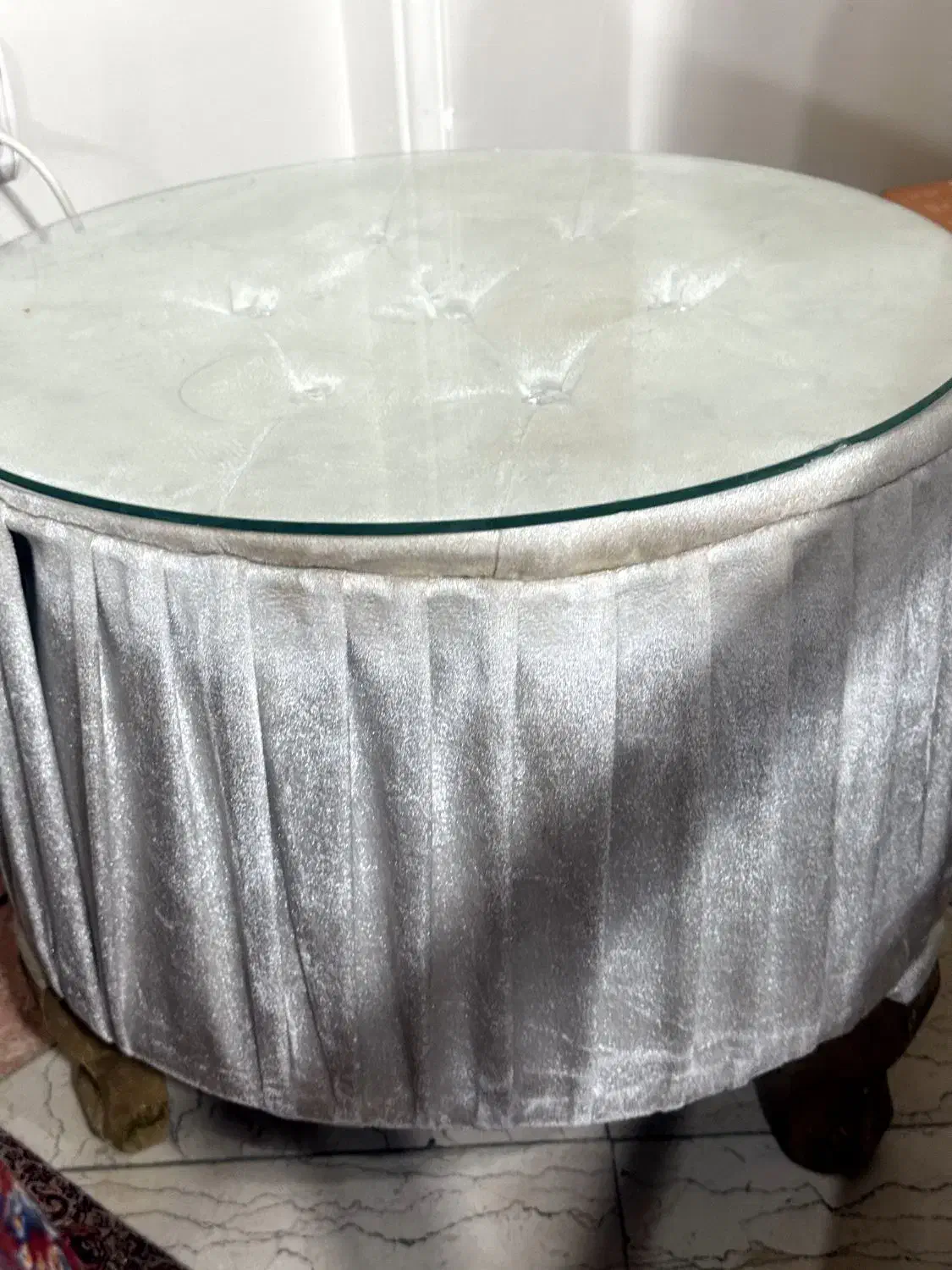 مبل ۸ نفره (اسفنج کف مبل قبل عید عوض شده)|مبلمان خانگی و میز عسلی|تهران, قیام|دیوار