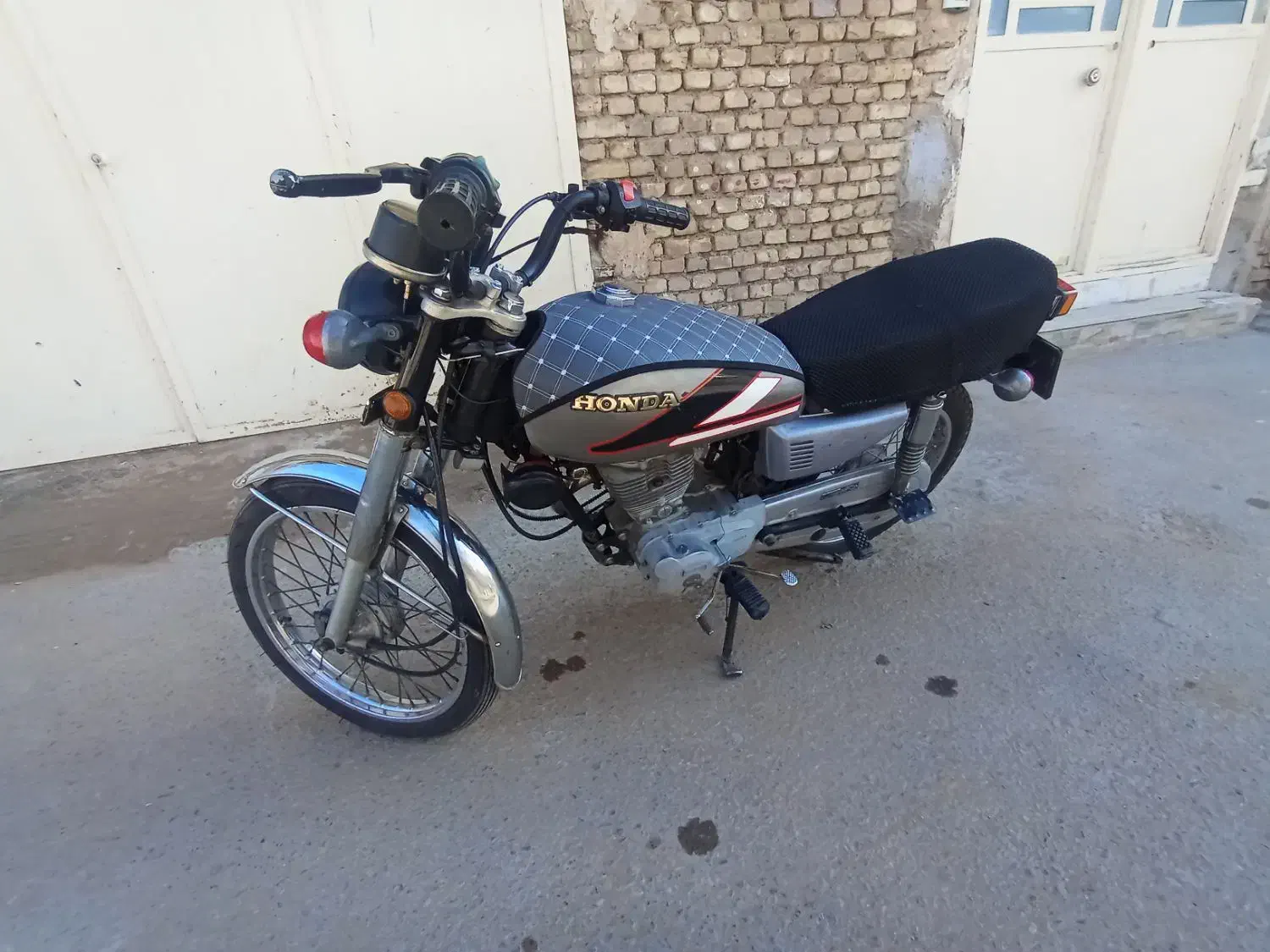 هندا ۱۲۵مدل ۹۲|موتورسیکلت|یزد, |دیوار