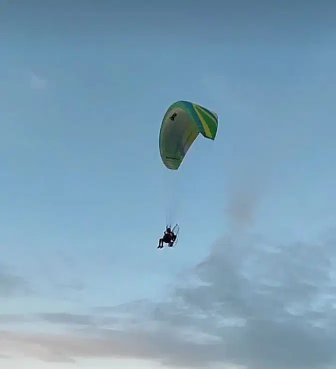 پاراموتور پاراگلایدر آموزش پرواز  ست کامل پروازی|تجهیزات ورزشی|اصفهان, ارغوانیه|دیوار