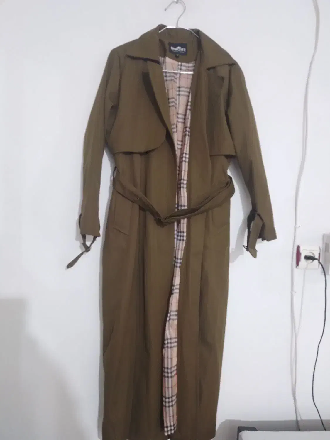 بارانی با جنس خوب|لباس|آمل, |دیوار