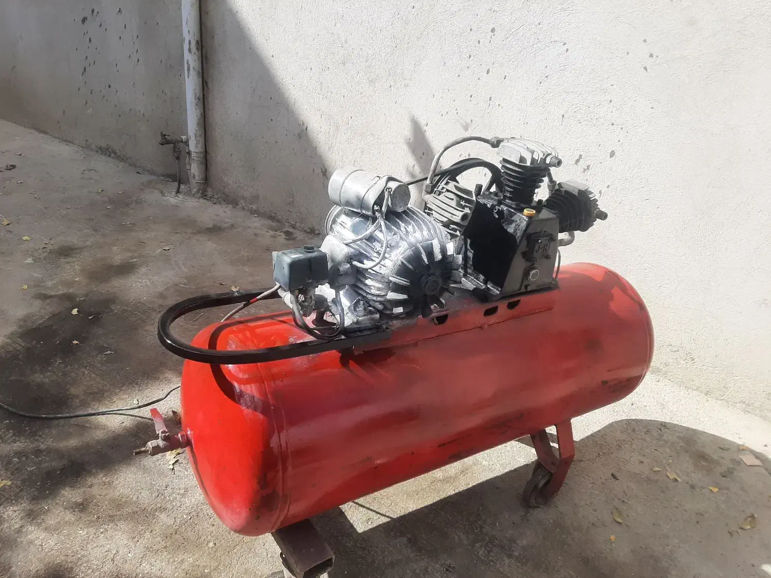 پمپ باد ۳۵۰ لیتری و ابزار|ابزارآلات|دیواندره, |دیوار