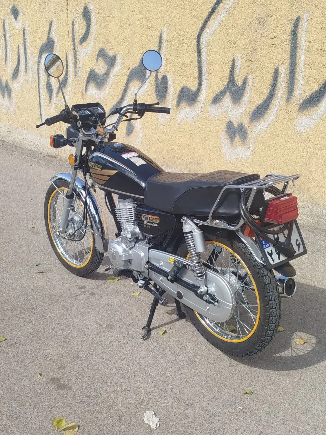 هندا ۱۲۵ تمیز کم کار|موتورسیکلت|همدان, |دیوار