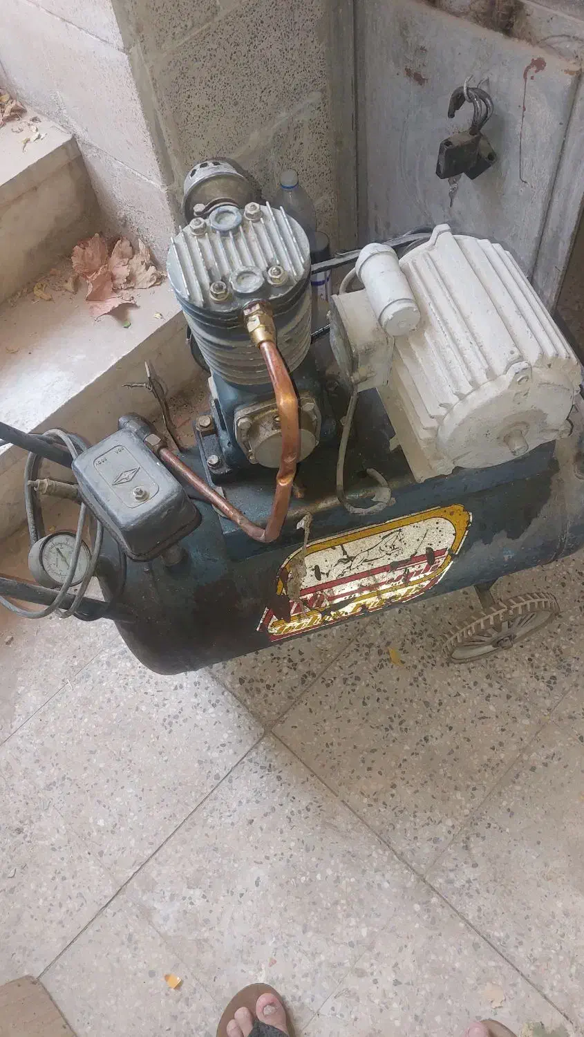 پمپ باد|ابزارآلات|مبارکه, |دیوار