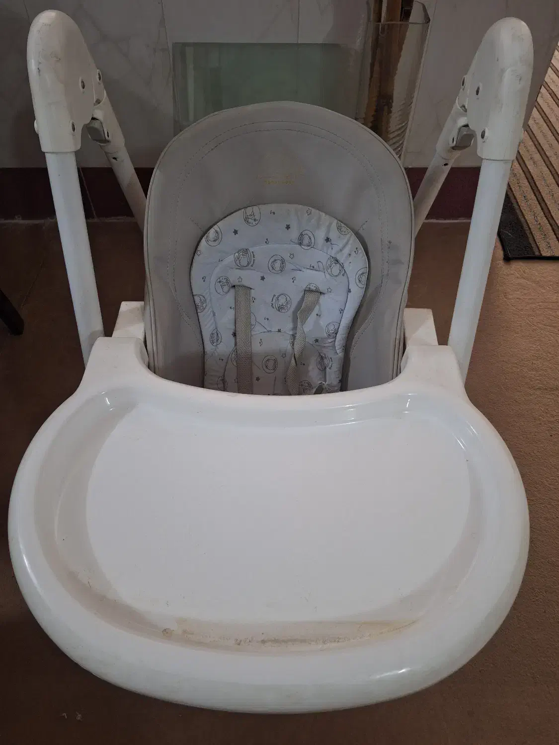 صندلی غذای کودک|تخت و صندلی بچه|قم, شهر قائم|دیوار