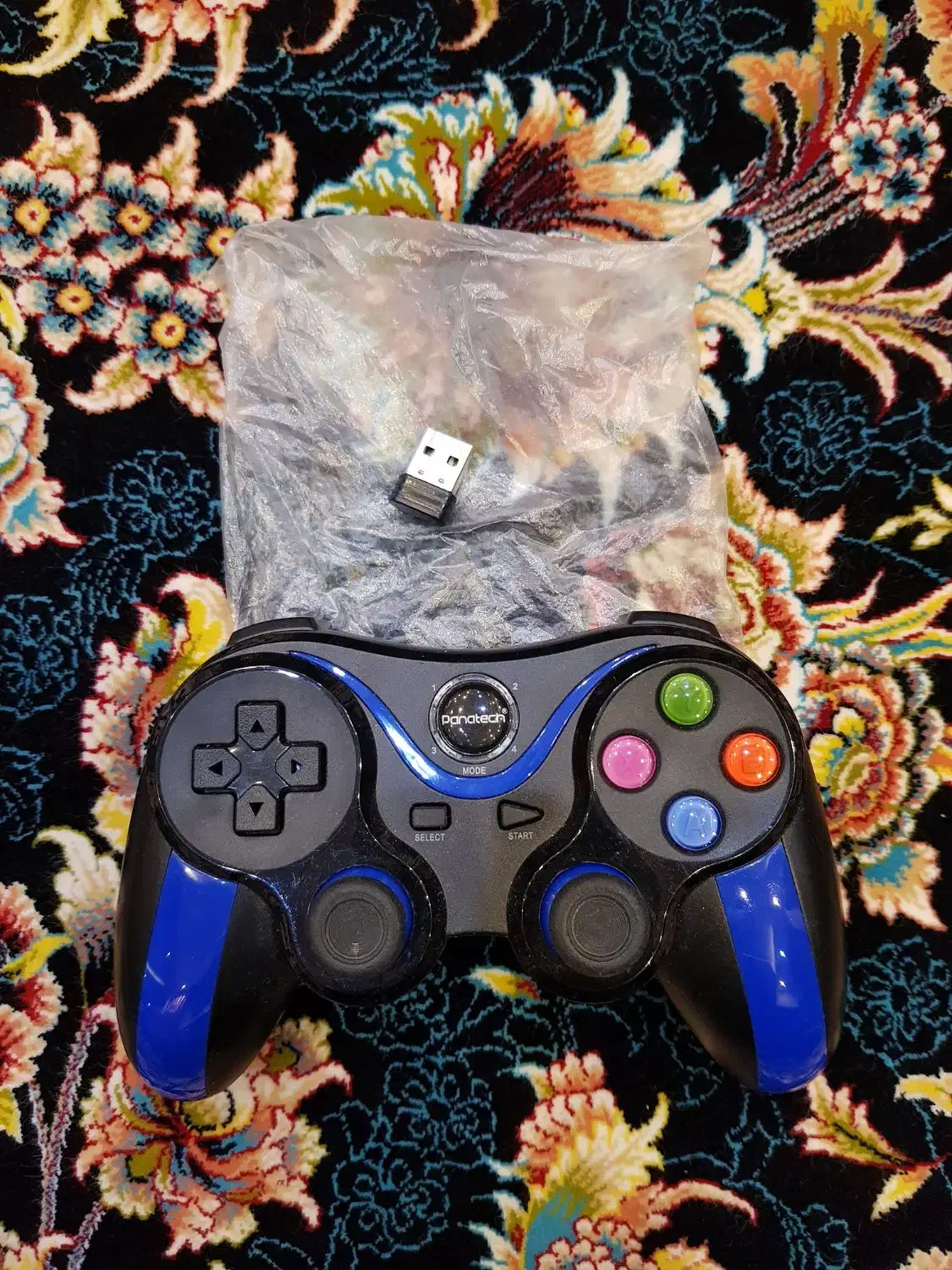 دو دسته بازی مخصوص کامپیوتر سیمی و بدون سیم|کنسول، بازی ویدئویی و آنلاین|بندر کنگان, |دیوار