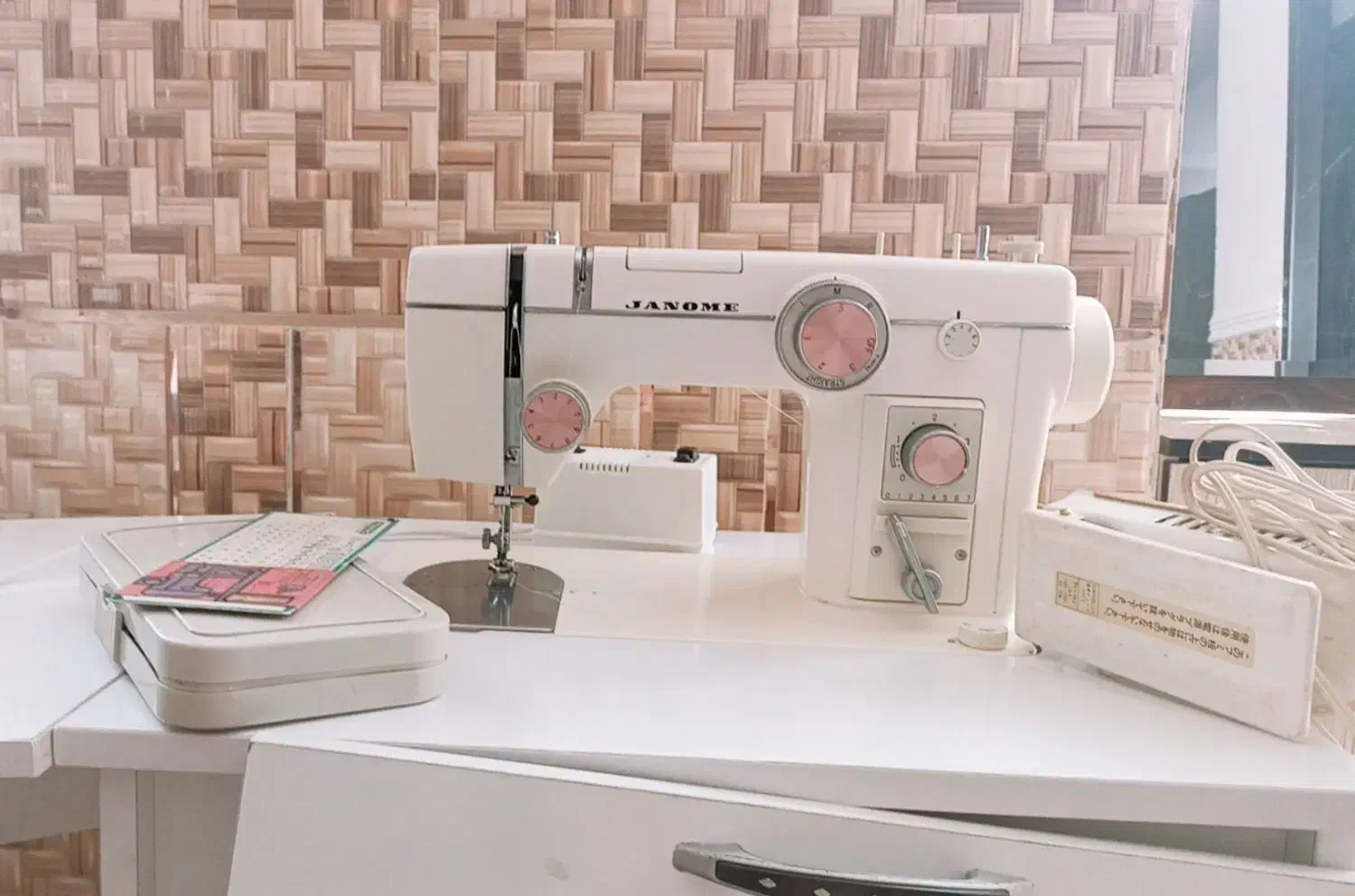 دوباره بار جدید چرخ خیاطی از دبی شارژ شد|چرخ خیاطی و ریسندگی|میناب, |دیوار