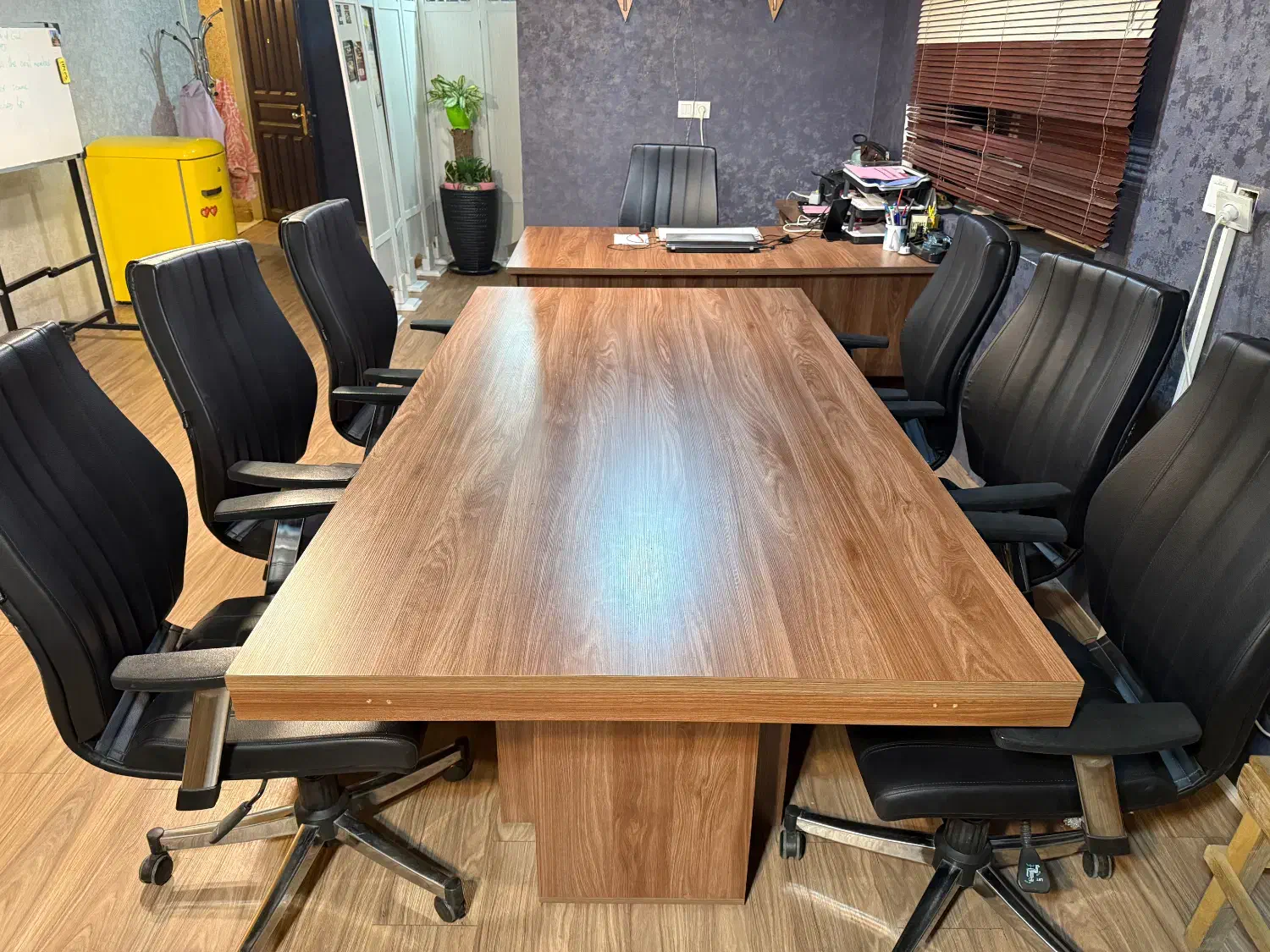 میز و صندلی اداری|مبلمان اداری|تهران, باغ فیض|دیوار