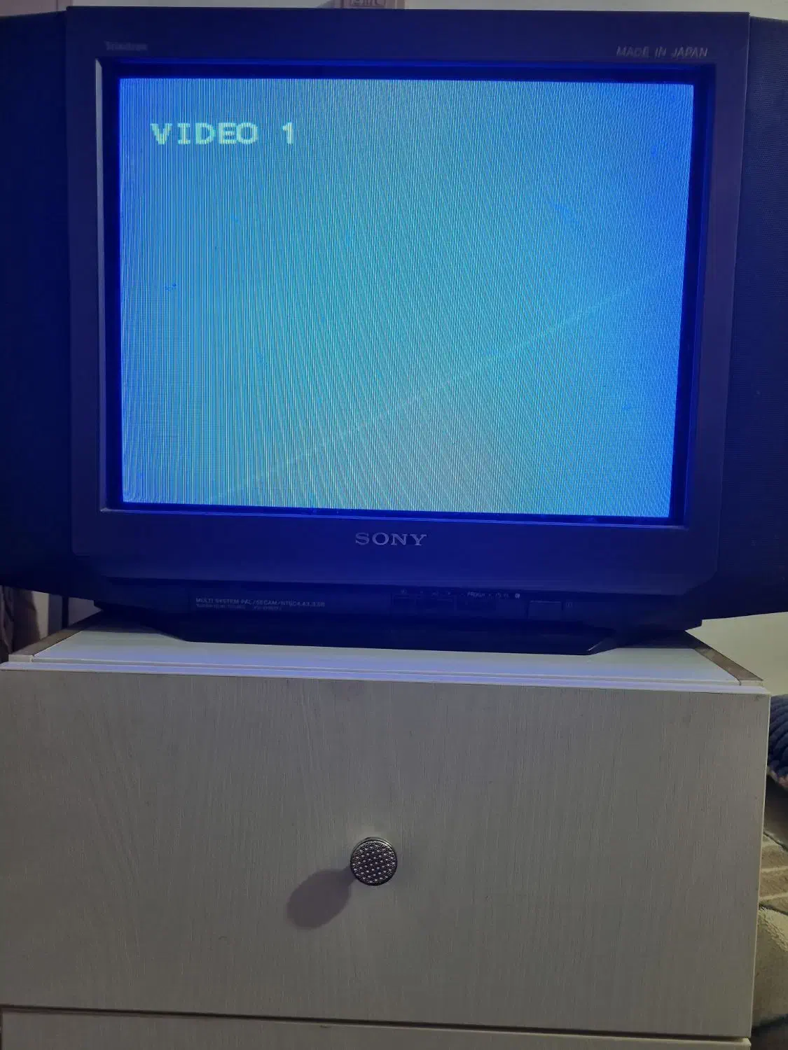 تلویزیون|تلویزیون و پروژکتور|چغادک, |دیوار