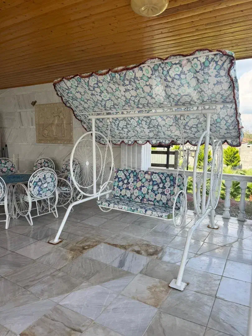 میز و صندلی|صندلی و نیمکت|شفت, |دیوار