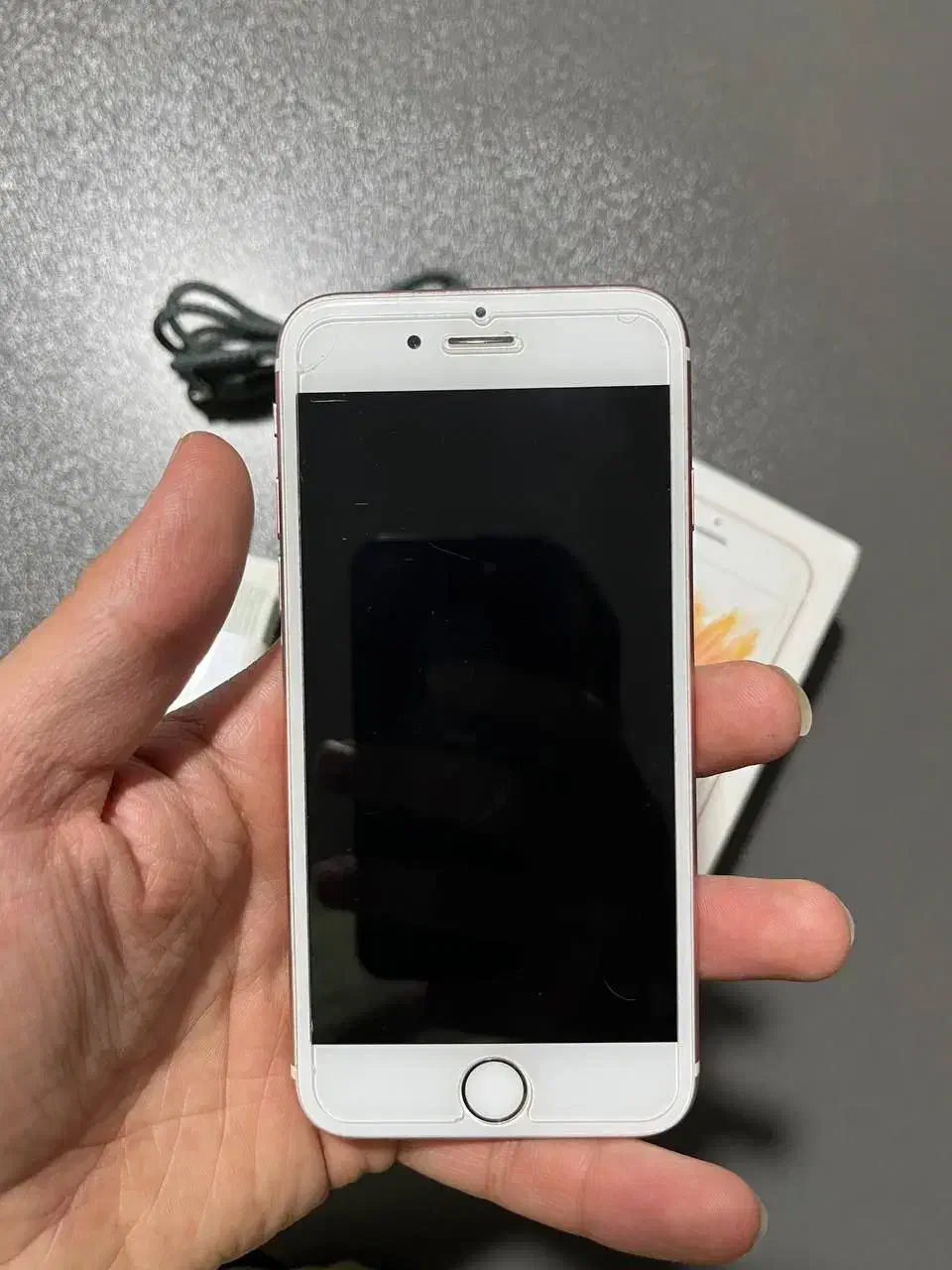 آیفون 6s حافظه 64g هلث 94 تمیزسالم/باشارژر و کارتن|موبایل|تهران, مجیدیه|دیوار