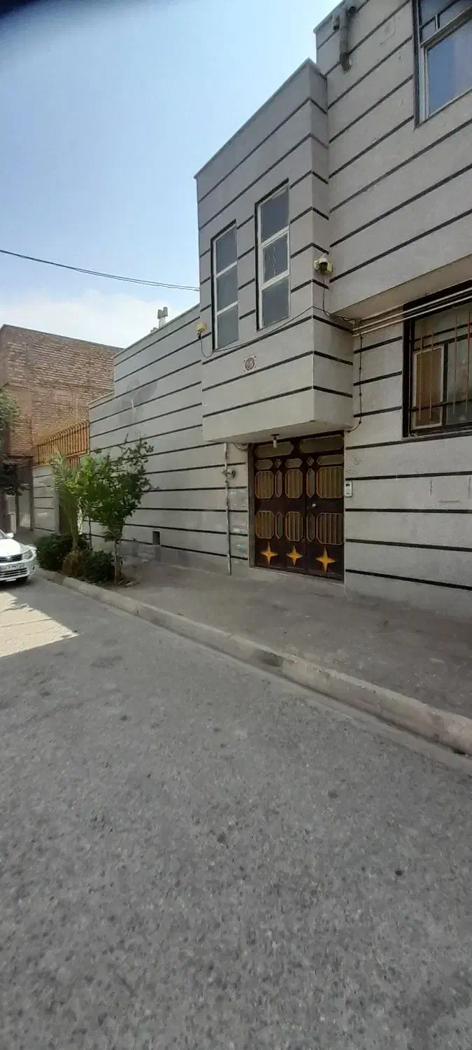 آپارتمان تمیز محله ارام مستقل|اجارهٔ کوتاه‌مدت آپارتمان و سوئیت|ساوه, |دیوار