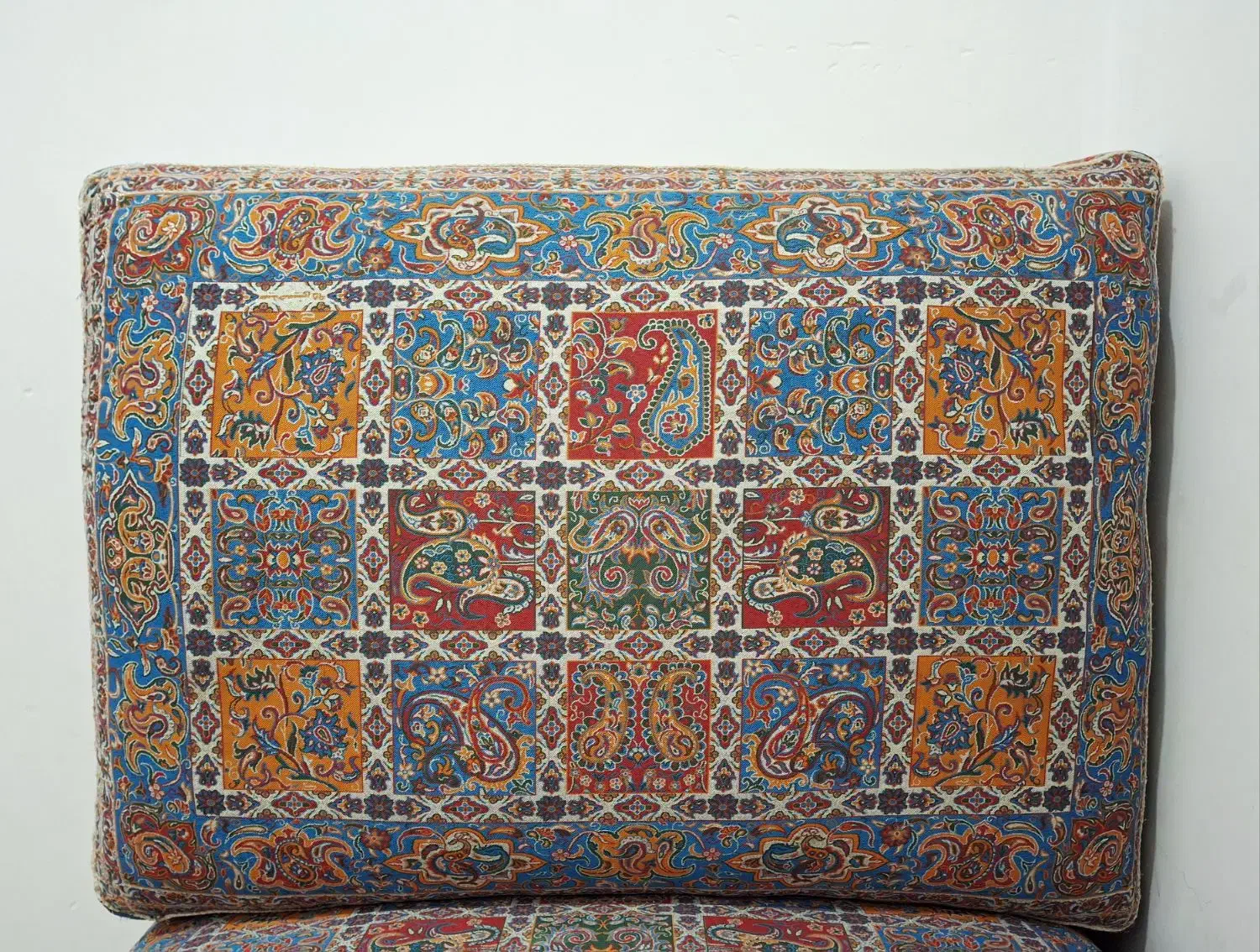 پشتی وروکناره ترمه|پشتی|رفسنجان, |دیوار