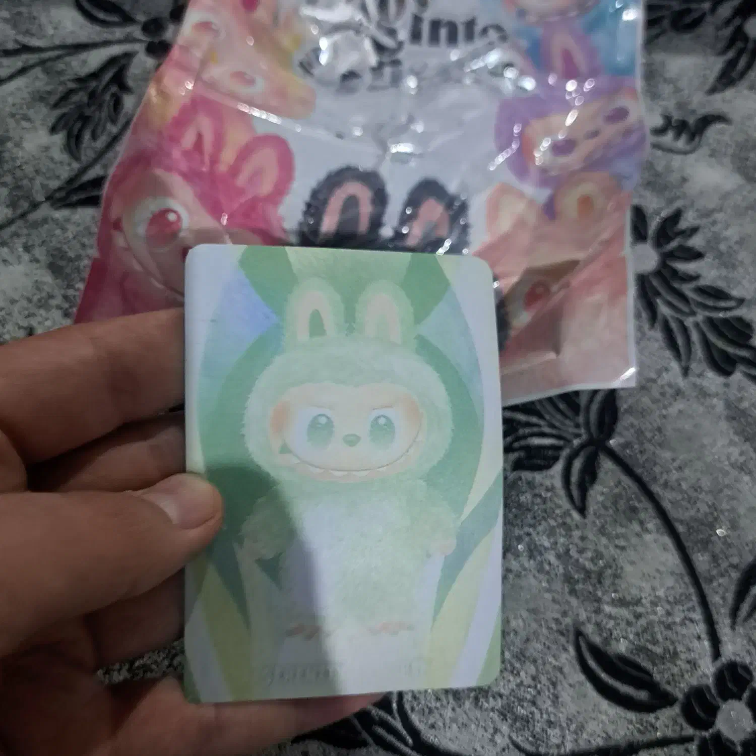 لبوبو|اسباب‌‌بازی|قم, ولیعصر|دیوار