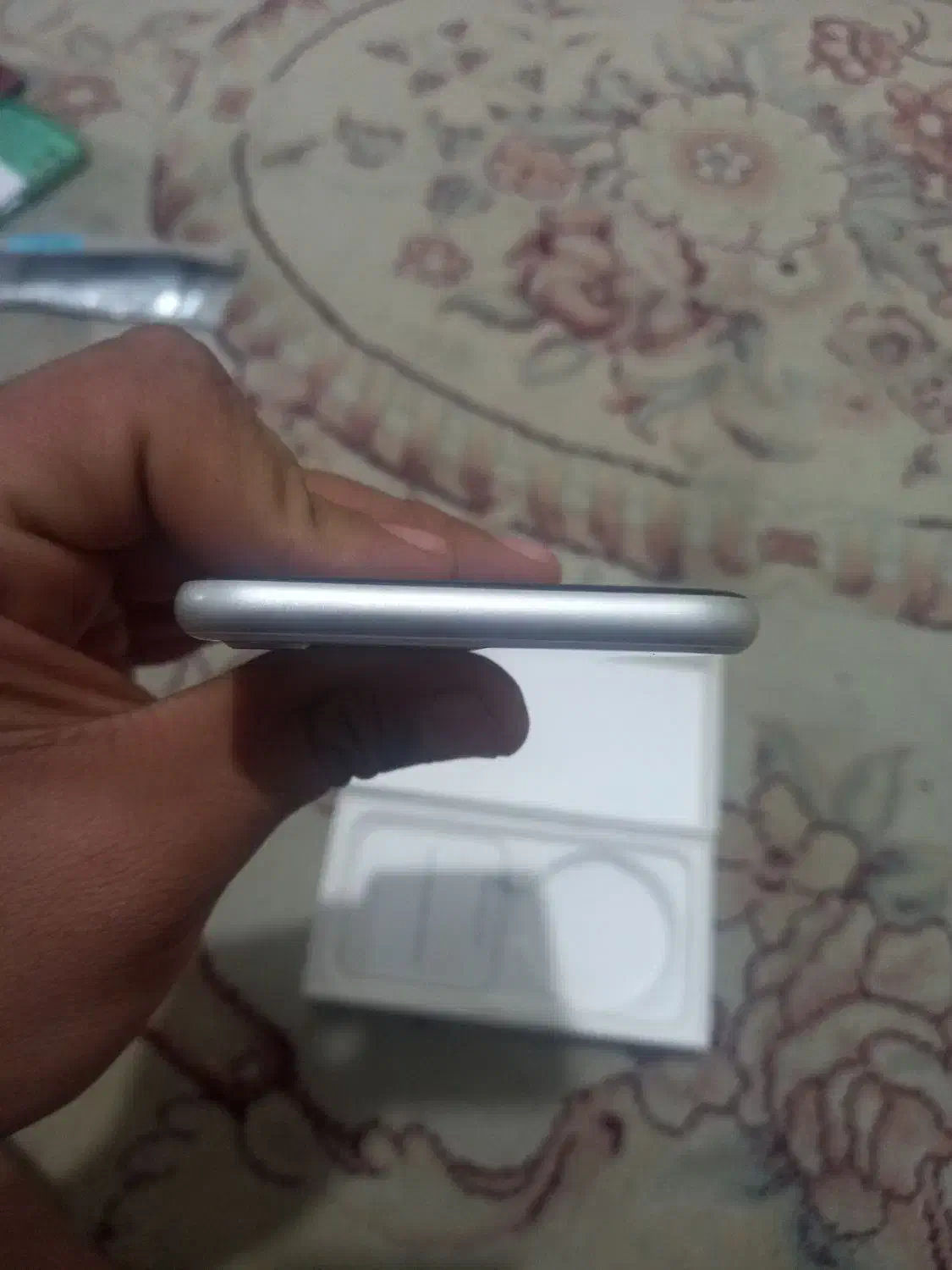 iphone se2020|موبایل|تهران, ابوذر|دیوار