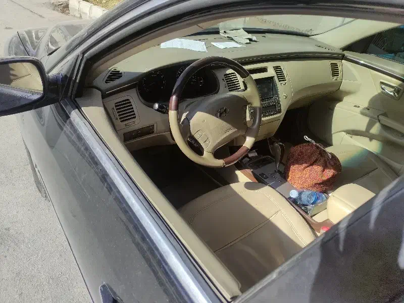 ازرا ۲۰۱۰ مشکی ۲۰۰کار واقعی|خودرو سواری و وانت|کرمان, |دیوار