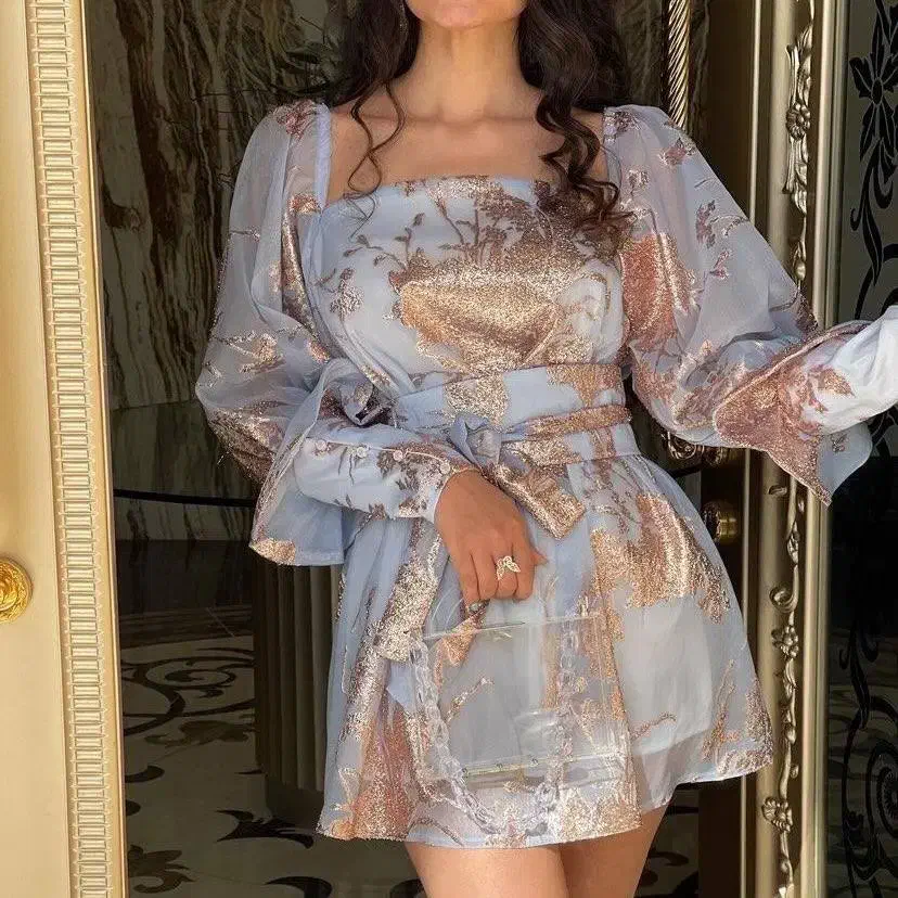 لباس مجلسی کوتاه همراه کمربندش|لباس|جلفا, |دیوار