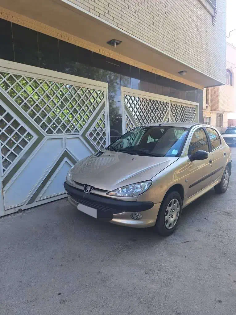 ۲۰۶ مدل اسفند ۸۴ بسیار تمیز سالم|خودرو سواری و وانت|اصفهان, کوی شهید کشوری|دیوار