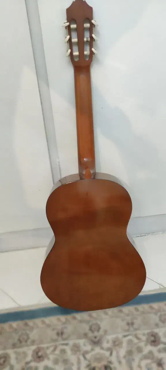 گیتار اصل C۴۰ یاماها . فقط ۷ تومن . در حد نو|گیتار، بیس، امپلیفایر|پردیس, فاز ۲|دیوار