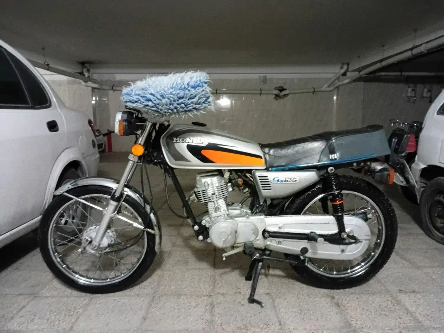 موتورسیکلت|موتورسیکلت|پیشوا, |دیوار