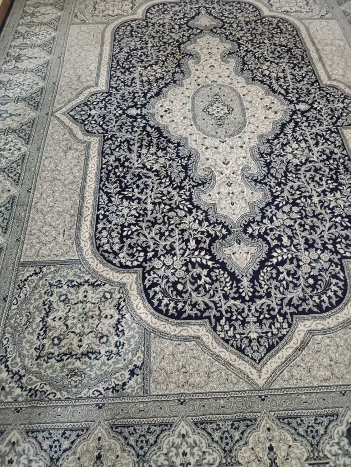 فرش 12متری|فرش|ورامین, شهرک ولیعصر|دیوار