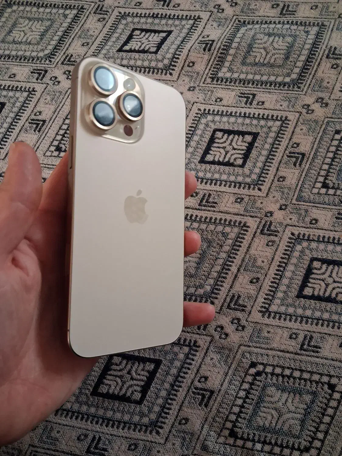 یک عدد آیفون۱۶پرومکس سریm|موبایل|اردبیل, |دیوار