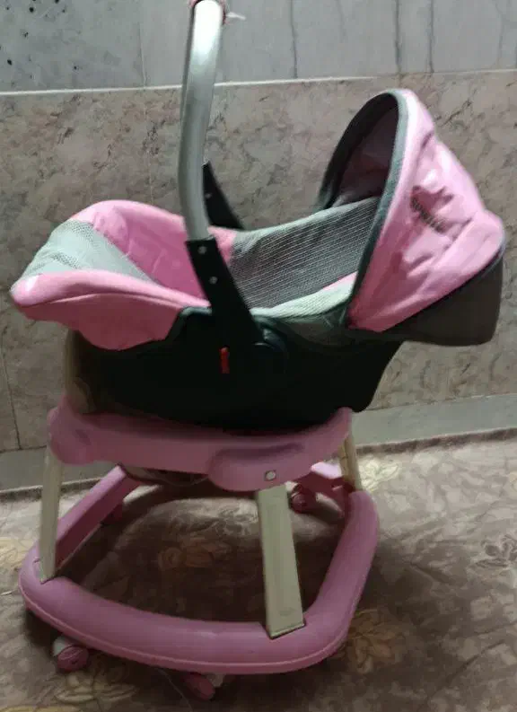 روروک و کریر|اسباب و اثاث بچه|بیرجند, |دیوار