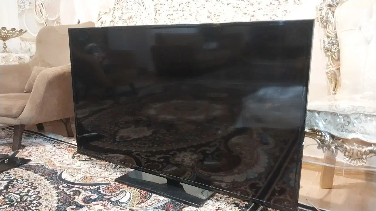 ال ای دی ۶۰ اینچ سامسونگ|تلویزیون و پروژکتور|رشت, حمیدیان|دیوار