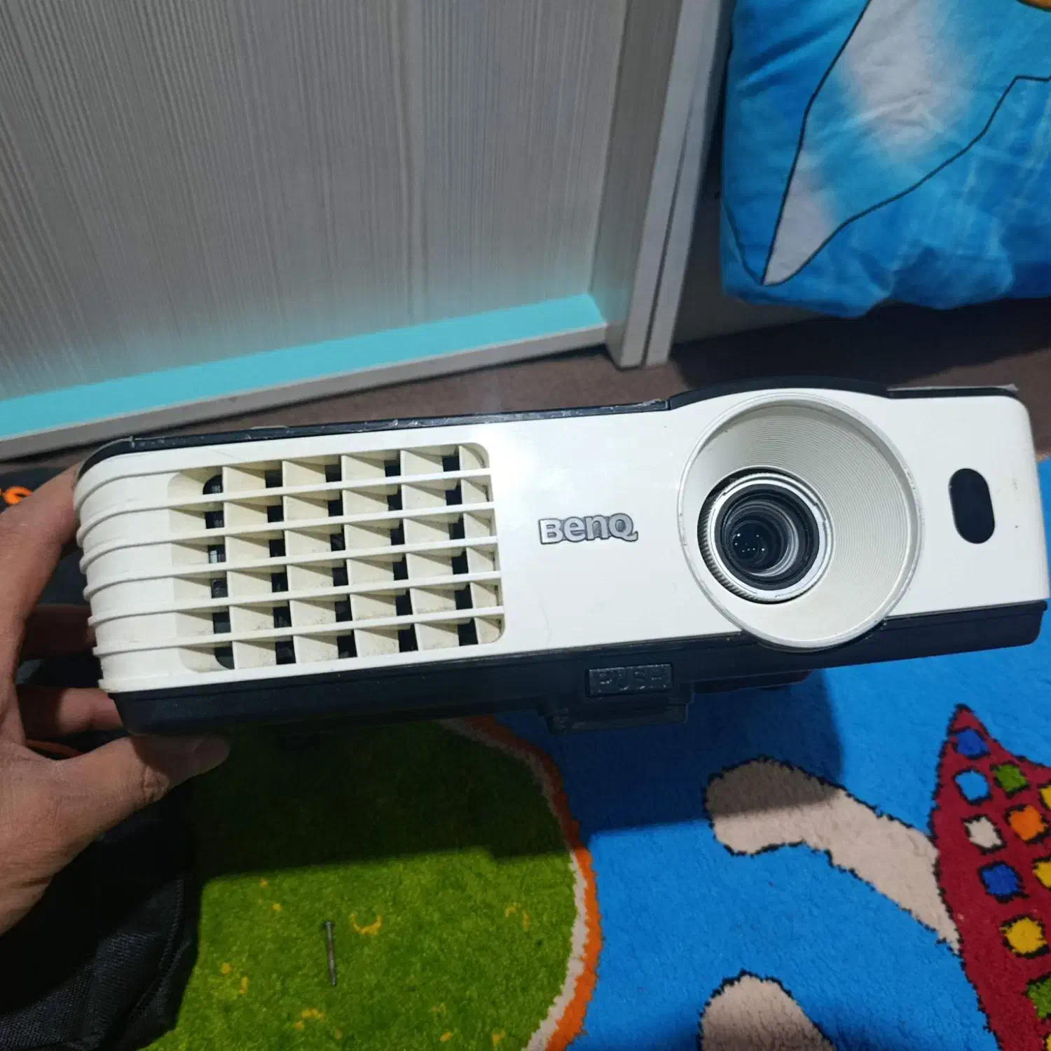 ویدیو پروژکتور|تلویزیون و پروژکتور|اراک, |دیوار