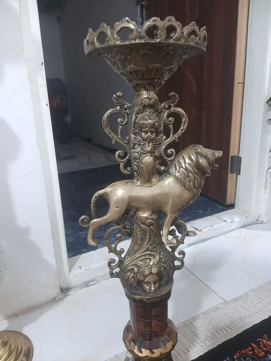 قلیون برنجی قدیمی|کلکسیون اشیاء عتیقه|اقبالیه, |دیوار