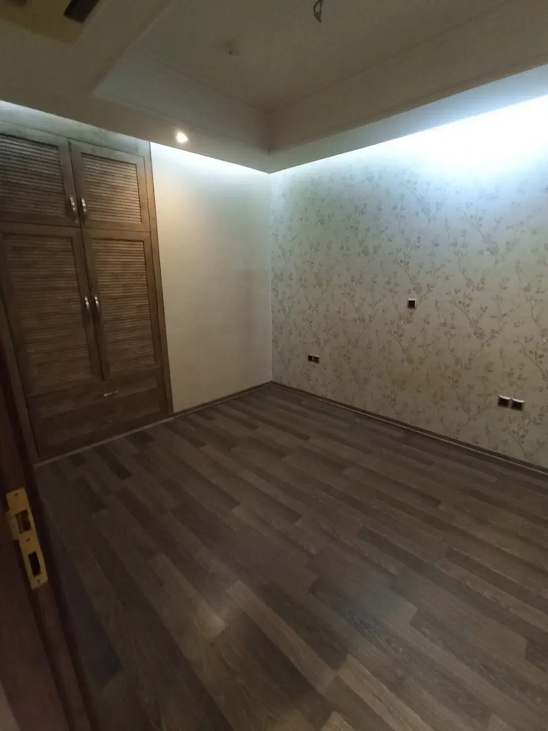 دیباجی جنوبی سنجابی ۱۵۵ متر ۳ خواب لوکس