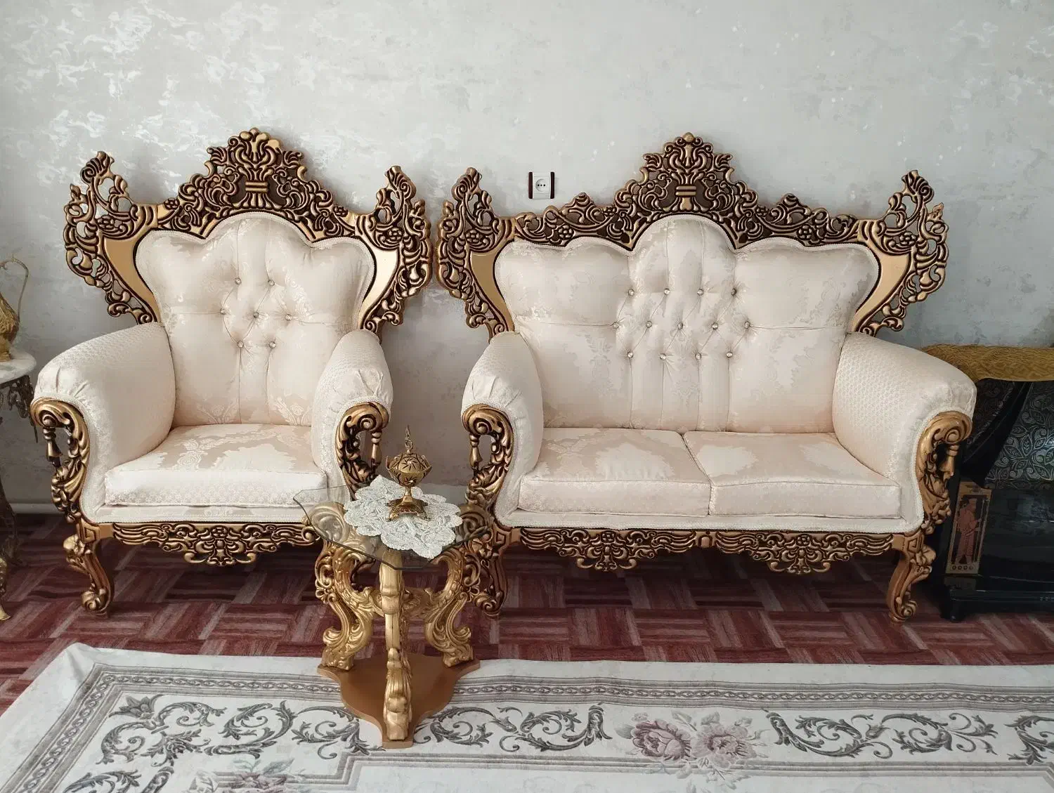 مبل سلطنتی|مبلمان خانگی و میز عسلی|سلماس, |دیوار