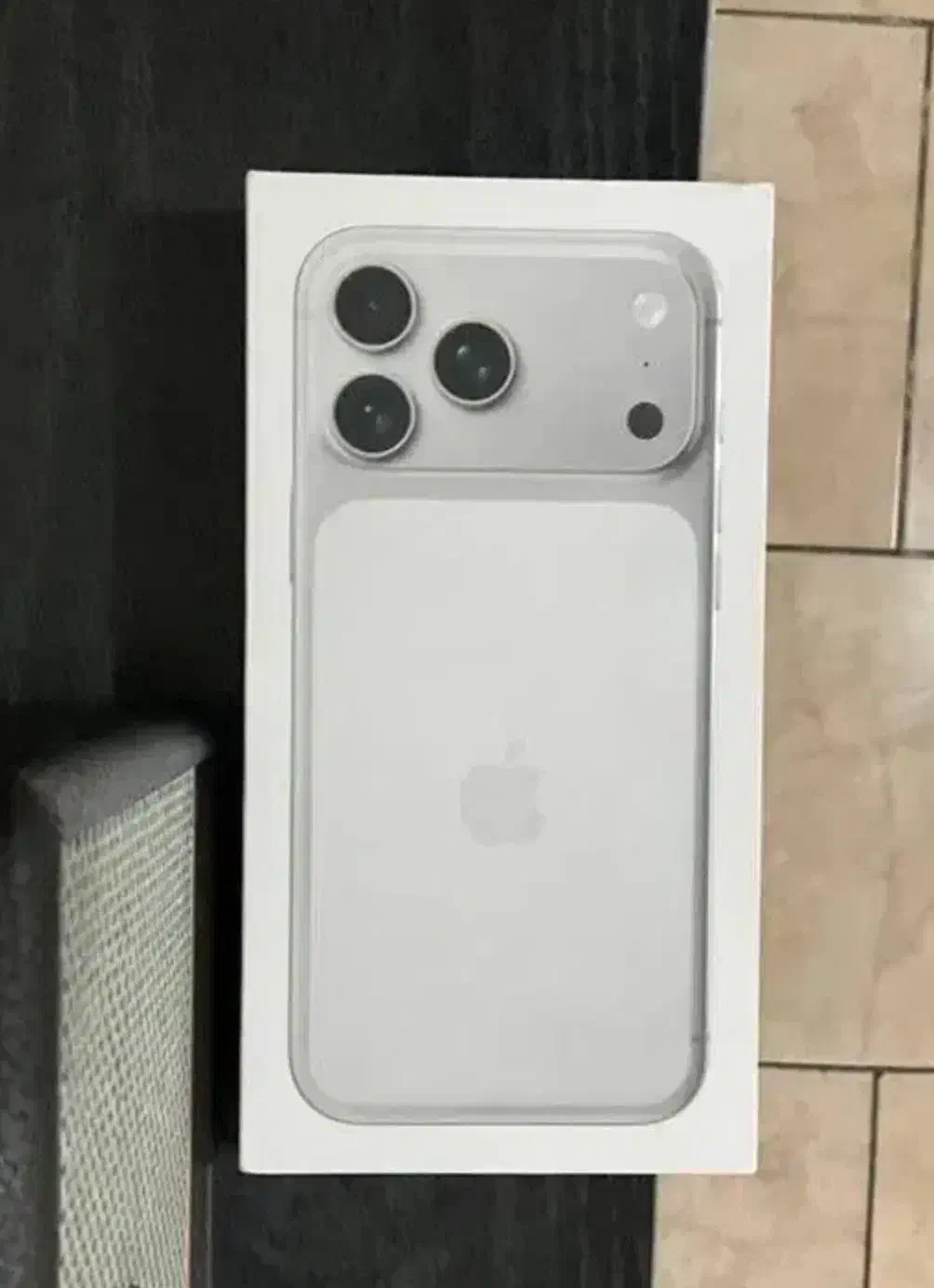 ایفون 17pro max 256 G رنگ سیلور zaa ریجستر|موبایل|شیراز, کوی وحدت|دیوار