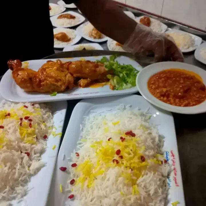 استخدام نیروی آقا در رستوران طبیعت|استخدام خدمات فروشگاه و رستوران|سبزوار, کوی بهار|دیوار