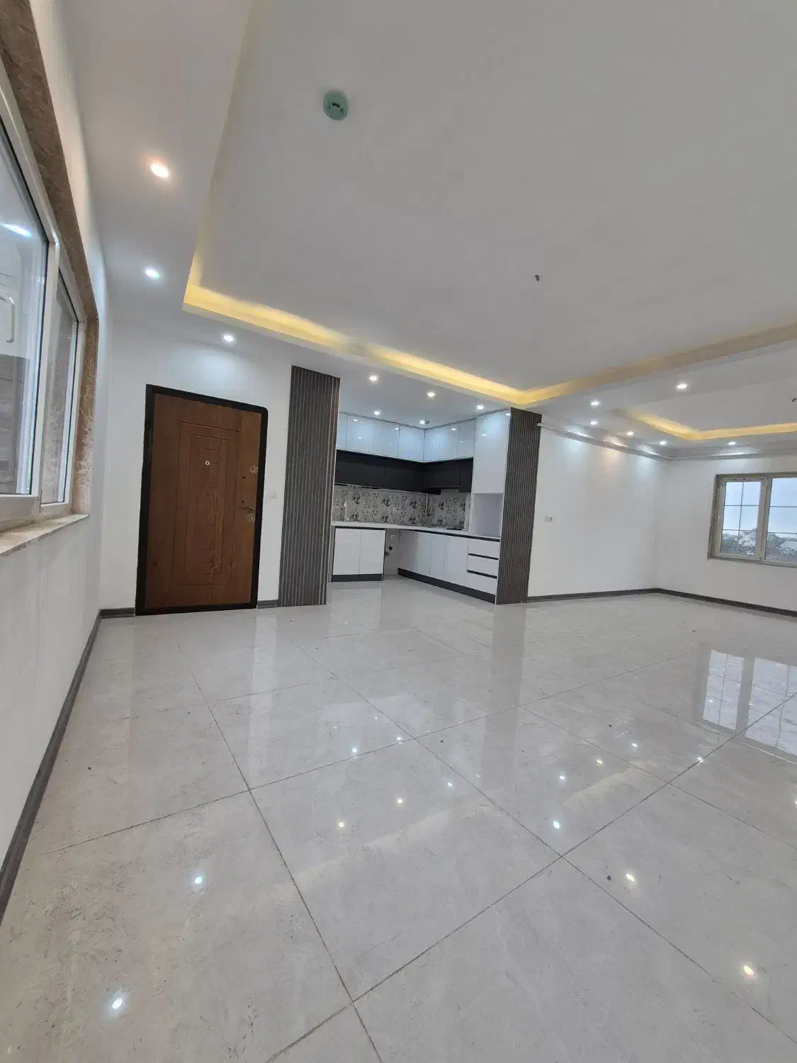 فروش آپارتمان نوساز ۸۵ متری خوش نقشه|فروش آپارتمان|آستانه اشرفیه, |دیوار