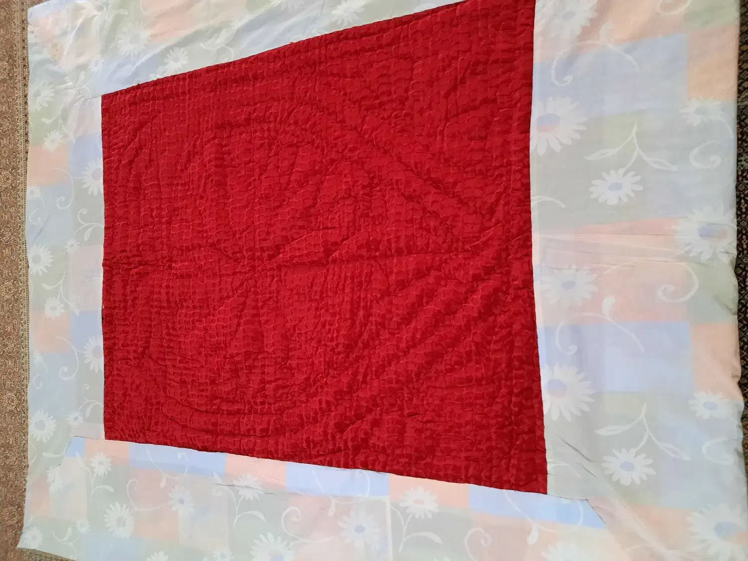 لحاف|رختخواب، بالش، پتو|همدان, |دیوار