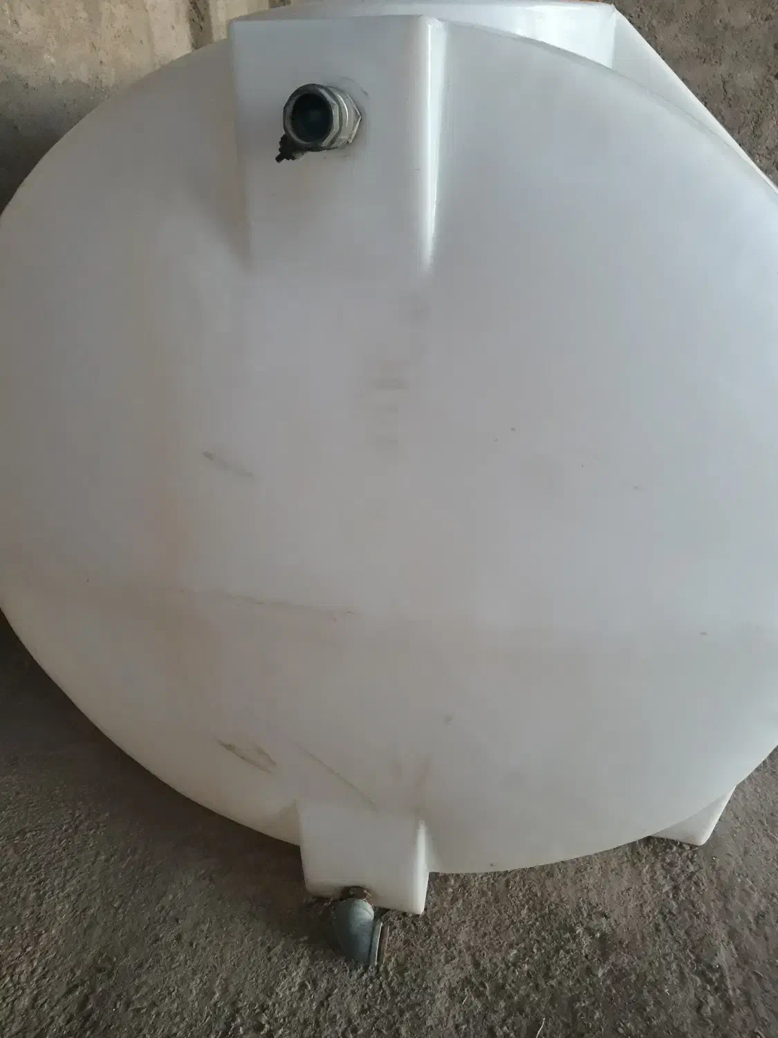 تانکر پلاستیکی ۵۰۰۰|مصالح و تجهیزات ساختمان|اراک, |دیوار