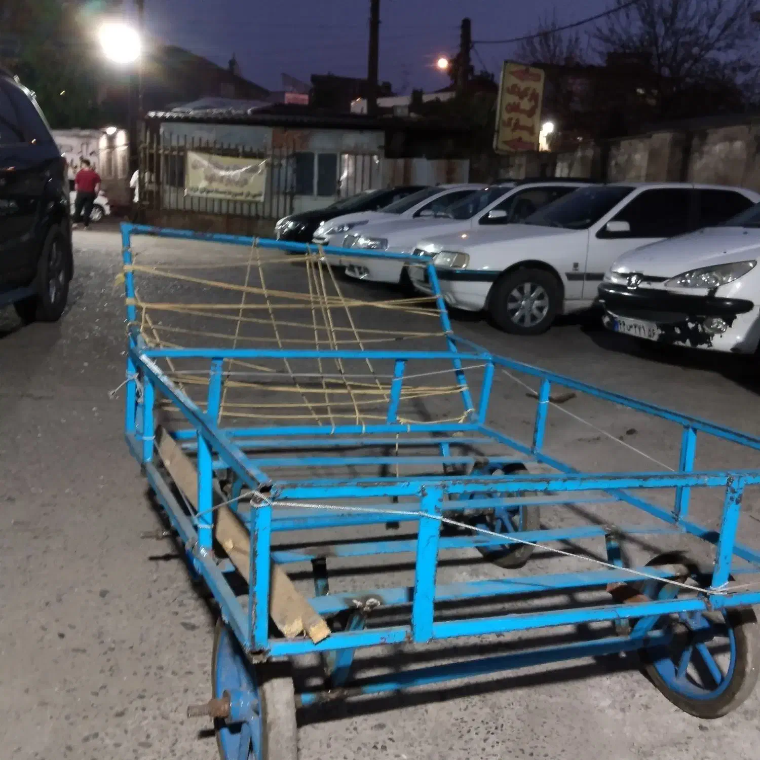 گاری|ابزارآلات|رشت, سعدی (تختی)|دیوار