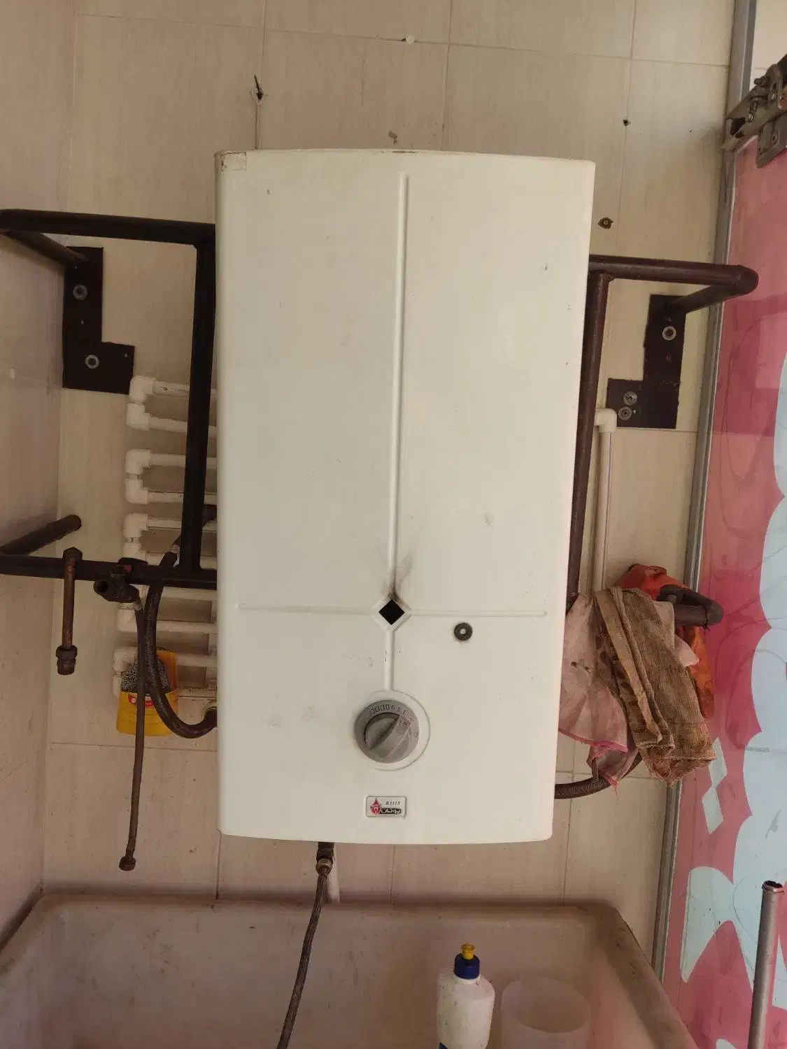 ابگرمکن بوتان ۳۱۱۵|آبگرمکن، پکیج، شوفاژ|فولادشهر, B7|دیوار