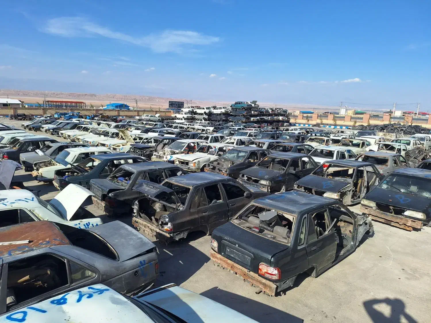 اسقاط خودروهای فرسوده اوراقی|قطعات یدکی و لوازم جانبی|رشت, دروازه لاکان|دیوار