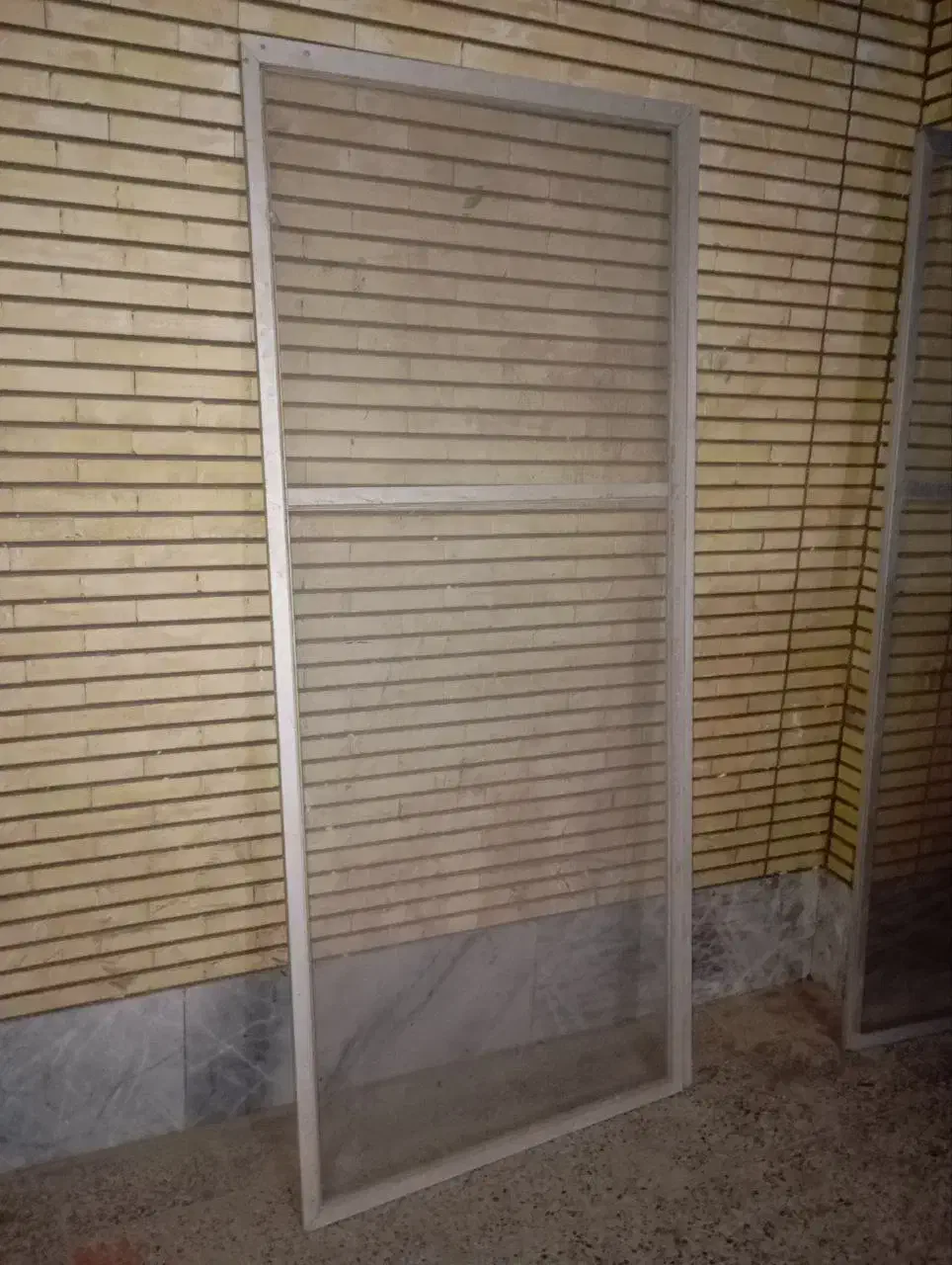 حفاظ توری درب و پنجره آلومینیومی|مصالح و تجهیزات ساختمان|شاهینشهر, شهرک گلدیس|دیوار