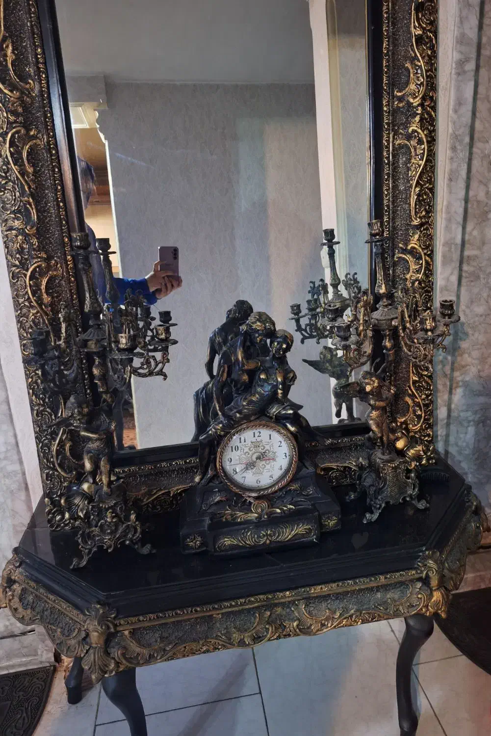 اینه کنسول|آینه|پردیس, فاز ۱|دیوار