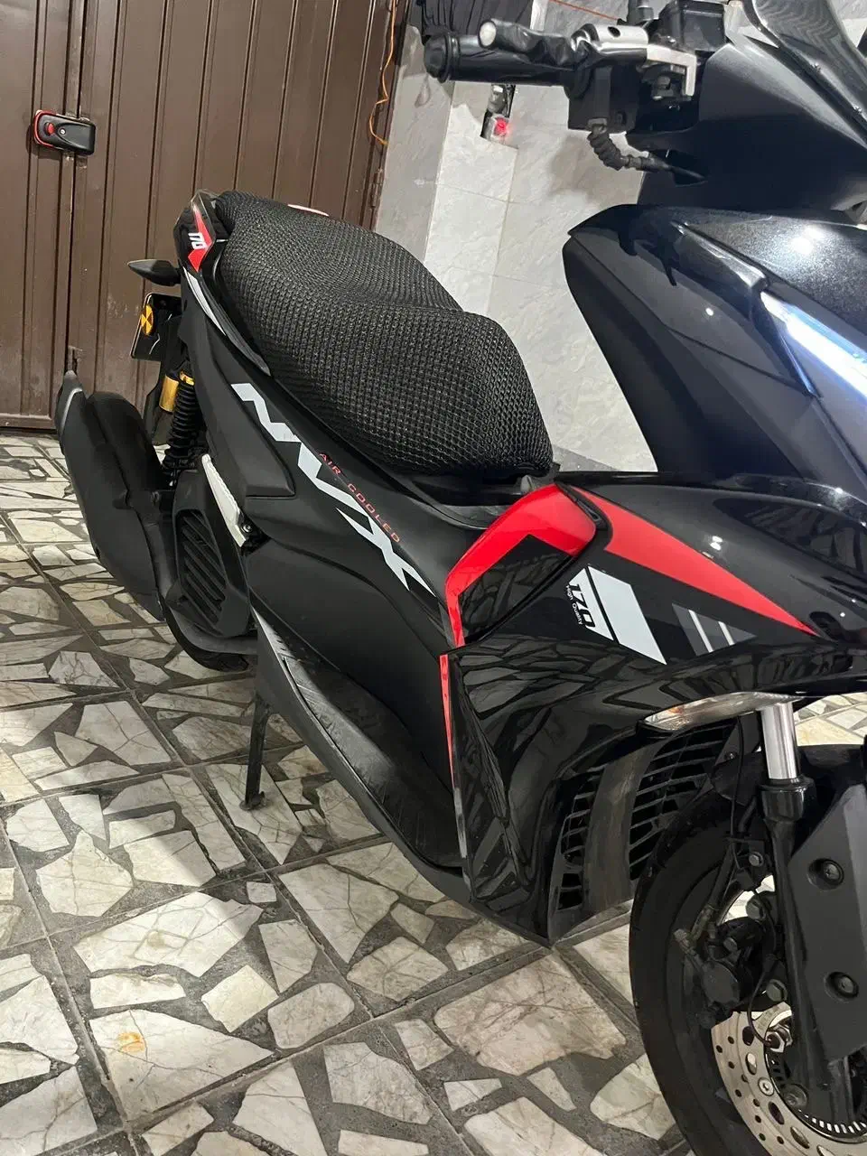 موتور سیکلت طرح آیروکس nvx170|موتورسیکلت|قائمشهر, |دیوار