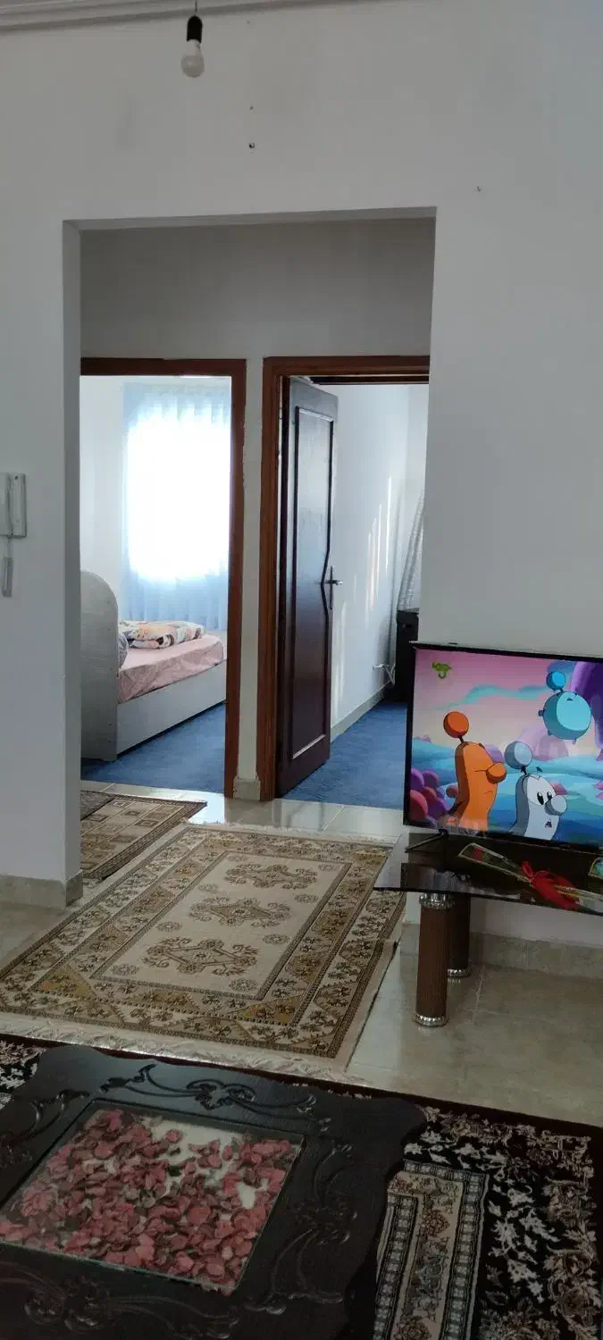 اجاره آپارتمان۷۰متری طبقه اول لاهیجان کوی زمانی|اجارهٔ کوتاهمدت آپارتمان و سوئیت|لاهیجان, کوی زمانی|دیوار