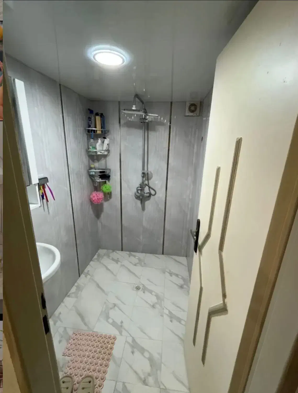 /واحدی زیبا / 60 متر دو خواب / در بلور سازی|فروش آپارتمان|تهران, باغ خزانه|دیوار