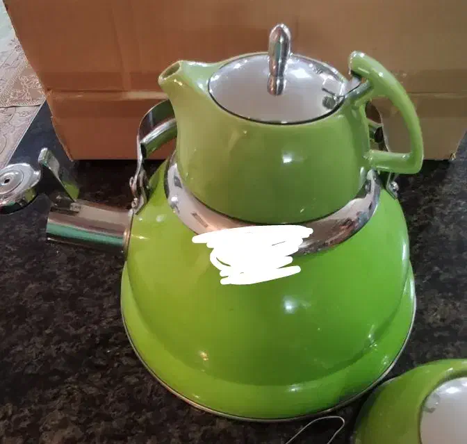 کتری استیل،شکر ریز و قندان چینی|قوری، کتری، قهوه‌ساز دستی|فولادشهر, A4|دیوار