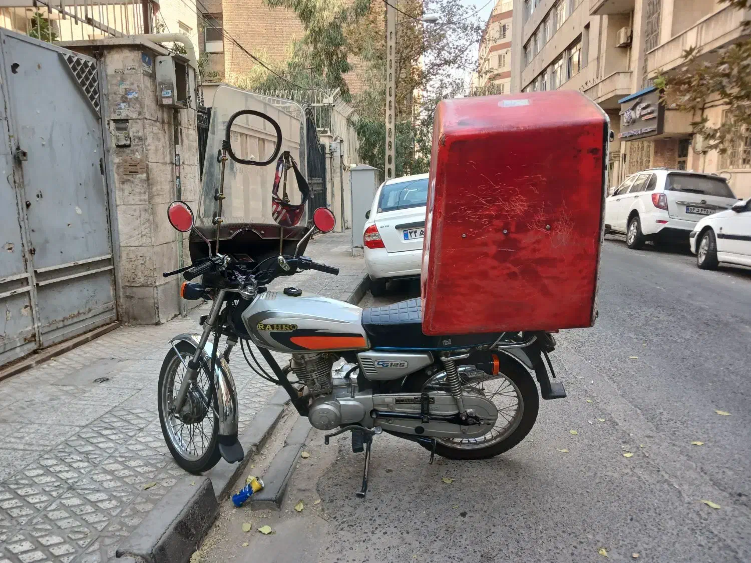 پیک موتوری،نیمه وقت،تسویه روزانه|استخدام خدمات فروشگاه و رستوران|تهران, ایرانشهر|دیوار
