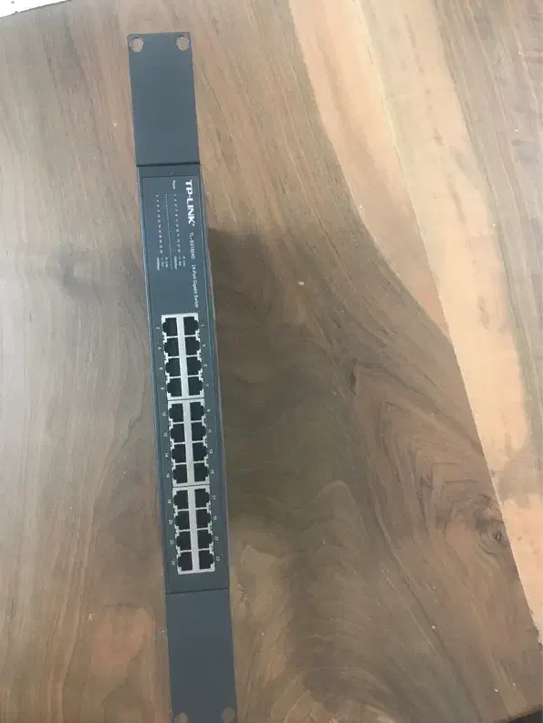 سوییچ ۲۴ پورت TP-LINK گیگ|مودم و تجهیزات شبکه|تهران, حبیب الله|دیوار